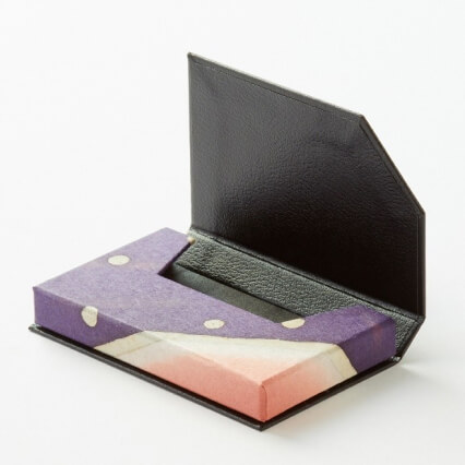 柳谷美香さん 名刺ケース