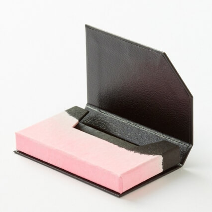 須川健太郎さん 名刺ケース