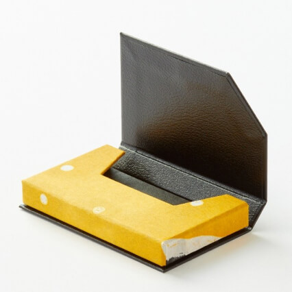 冨岡未希さん 名刺ケース