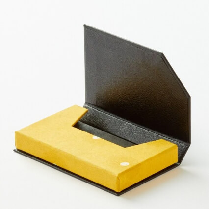 あべこうじさん 名刺ケース